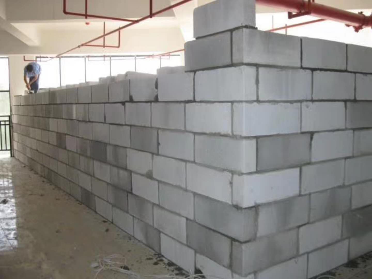 德庆蒸压加气混凝土砌块承重墙静力和抗震性能的研究